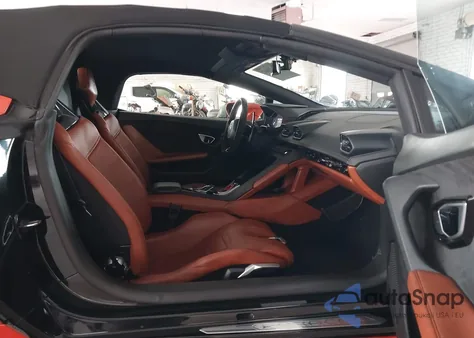 2020 Lamborghini Huracan Evo z USA, uszkodzony, nr VIN ZHWUT5ZF4LLA15403